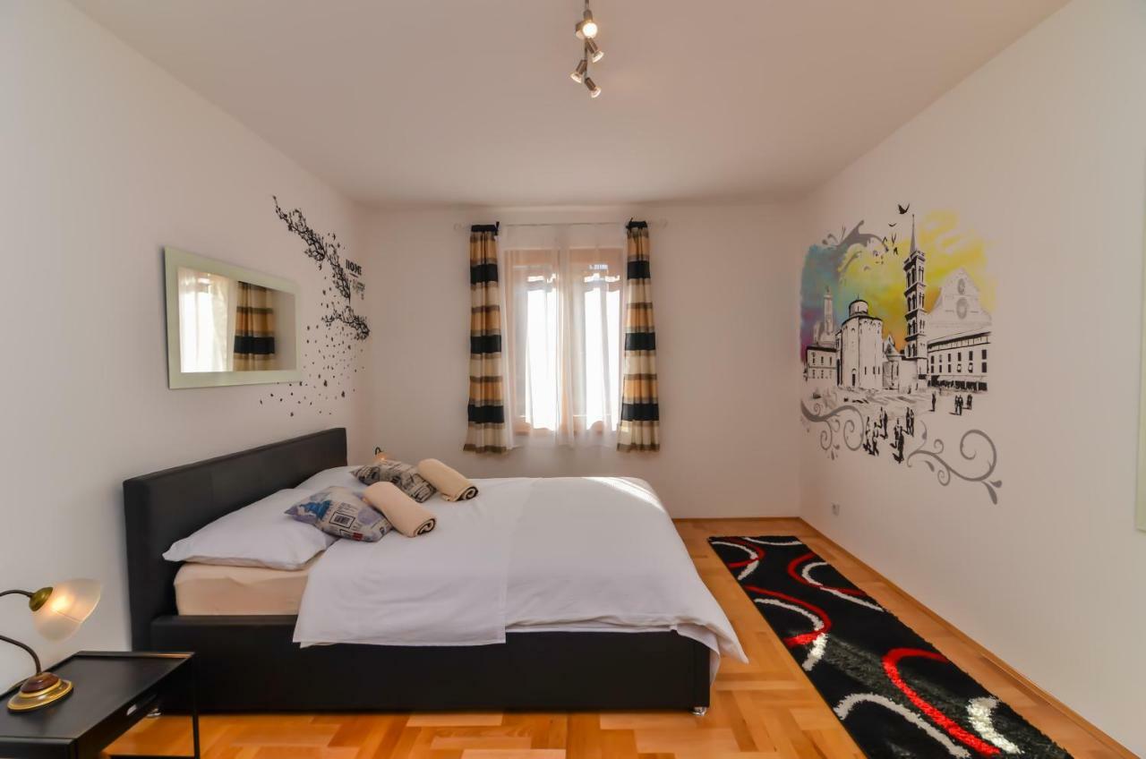 Centroom Apartment *